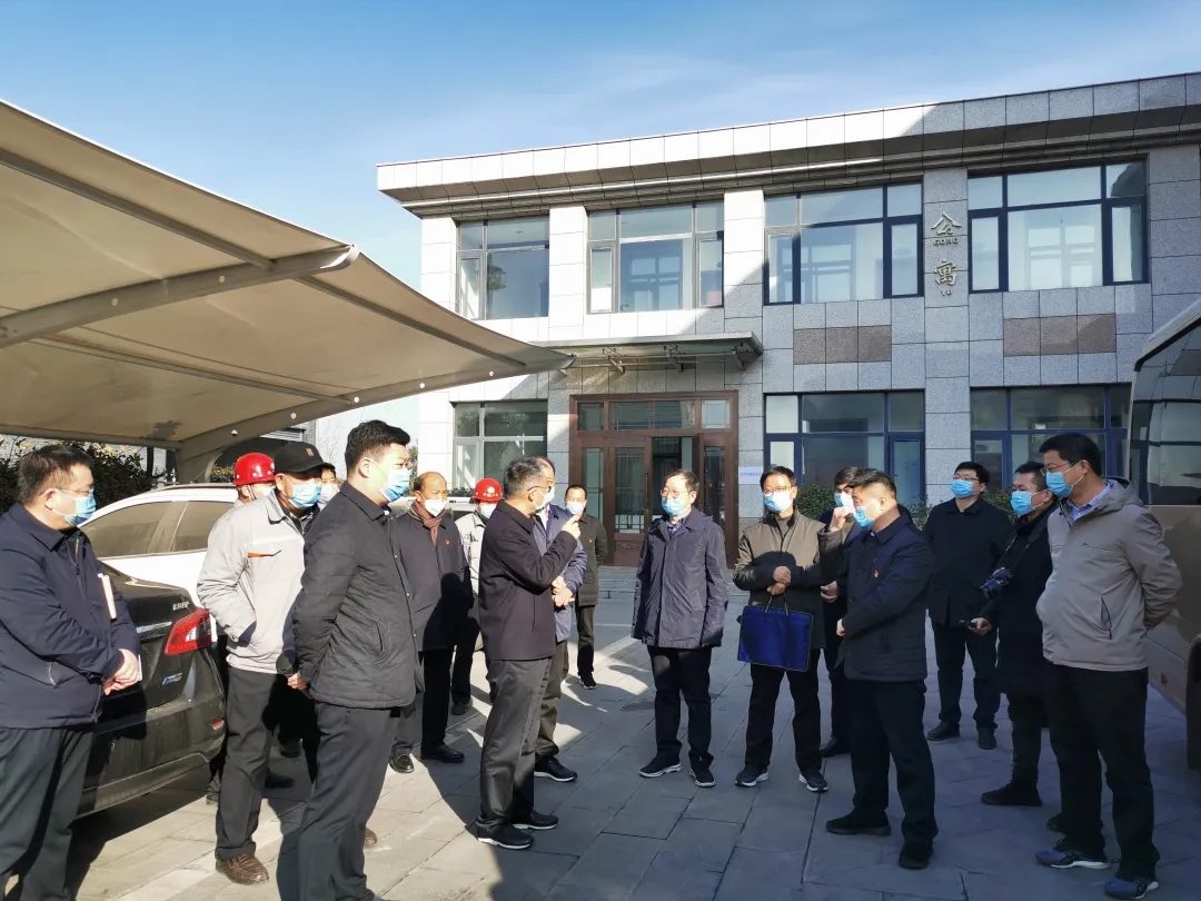新密市委副書(shū)記、市長(zhǎng)張紅偉一行蒞臨鄭州建信指導(dǎo)企業(yè)復(fù)工和疫情防控工作